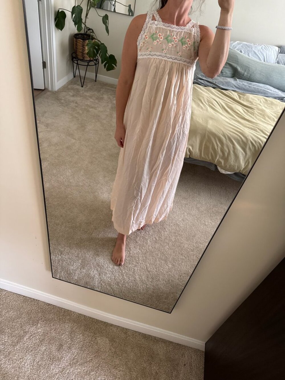 Vintage Saks Fifth Avenue Peach Floral Embroidered Yolk Long Nightgown Medium
